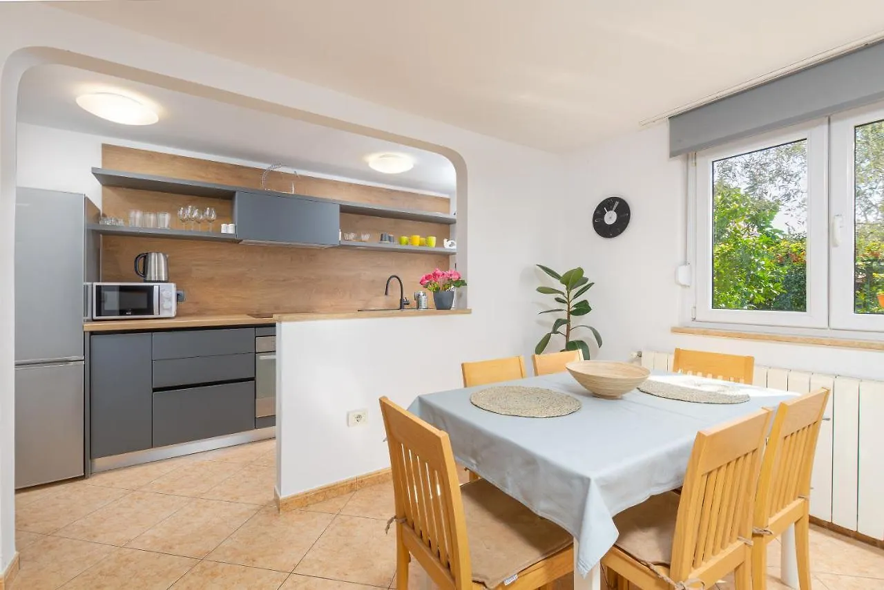 Apartment Dragonja Pula Croatie